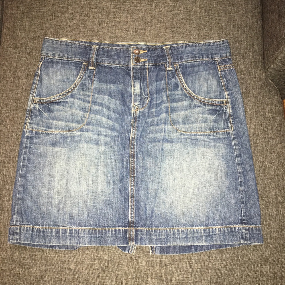 Old navy denim skirt